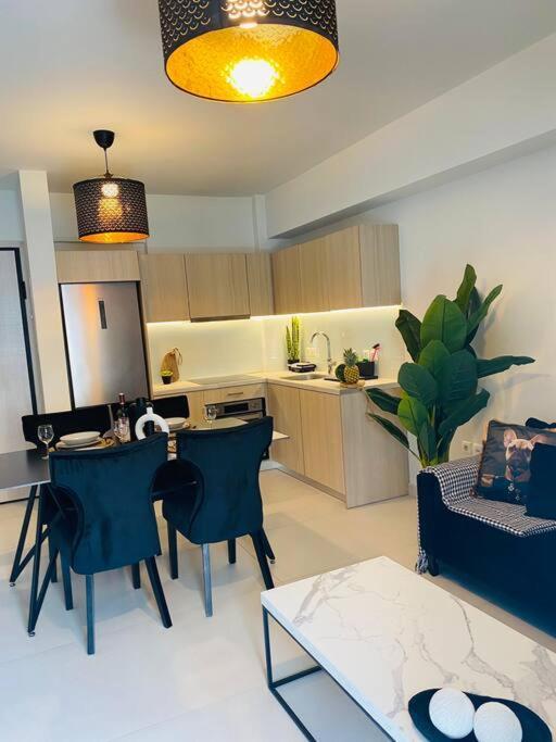 New 2Bd Aprt With Shared Rooftop Pool D3 Aten Exteriör bild